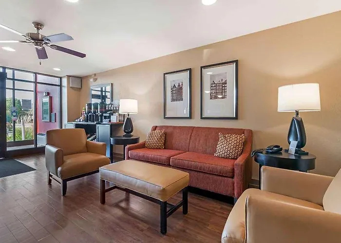Hotel Extended America Select - - State Street Rockford