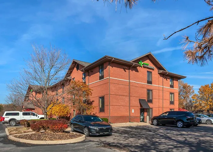 Extended America Select - - State Street 2* Rockford